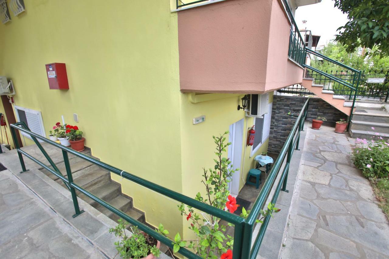 Pavlidis Apartment Siviri Luaran gambar